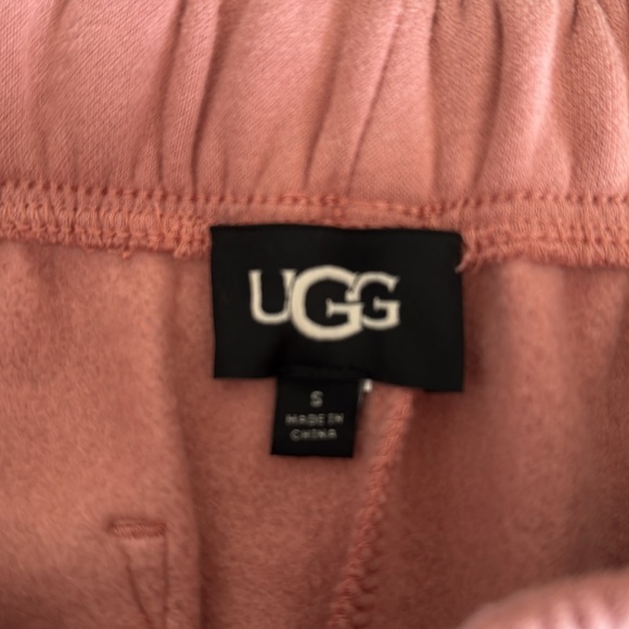UGG Classic Shorts - NWOT - Picture 4 of 4